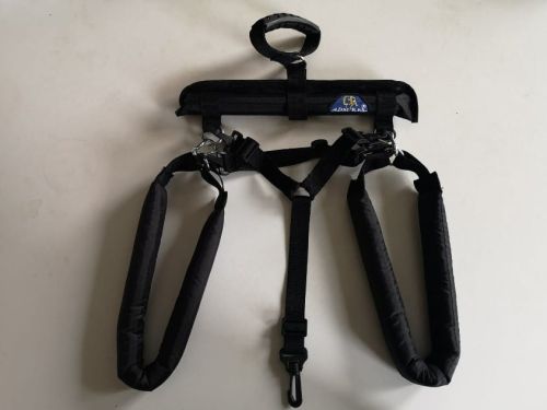 Brățări pe o șină 143512757_231259338552148_1091986097457035203_n.jpg