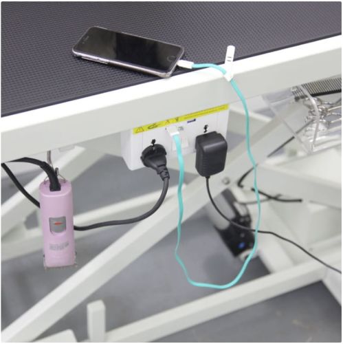 Masă electrică de îngrijire Shernbao cu priză electrică și port USB 25188.jpg